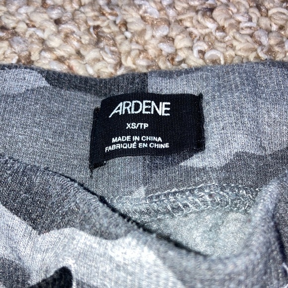 grey camo sweat pants - Picture 2 of 2